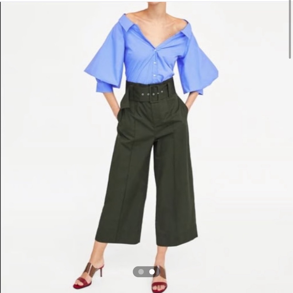 Dark Green Zara pants. Belted. High waist. Cropped.